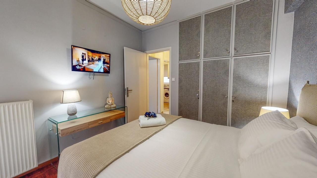 Motley Luxury Apartment By Estia Iraklion Buitenkant foto
